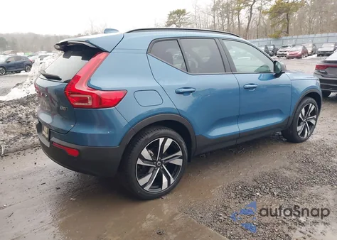 2024 Volvo Xc40 B5 Ultimate Dark Theme z USA, uszkodzony, nr VIN YV4L12UM1R2357723